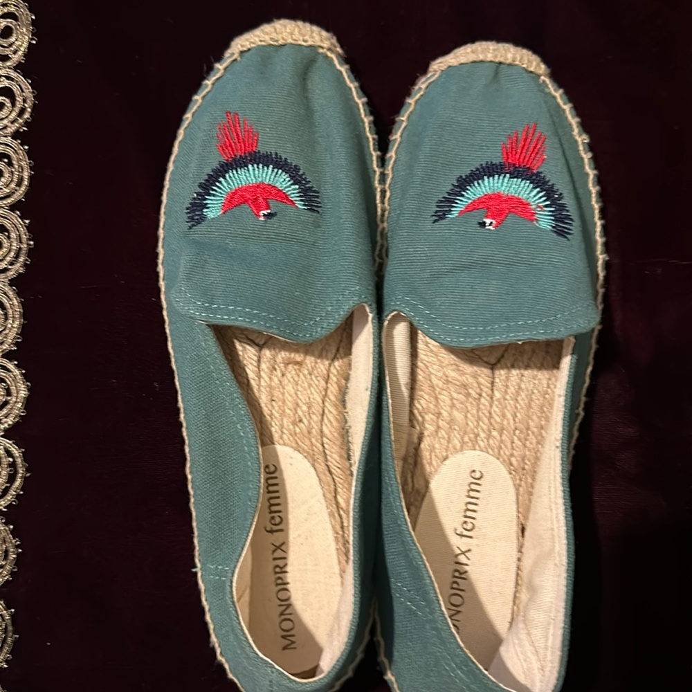 Green espadrilles-almost as new in size 39